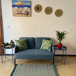 https://sarahs-kite-loft-en-playa-del-burrero.in-canary-islands.com